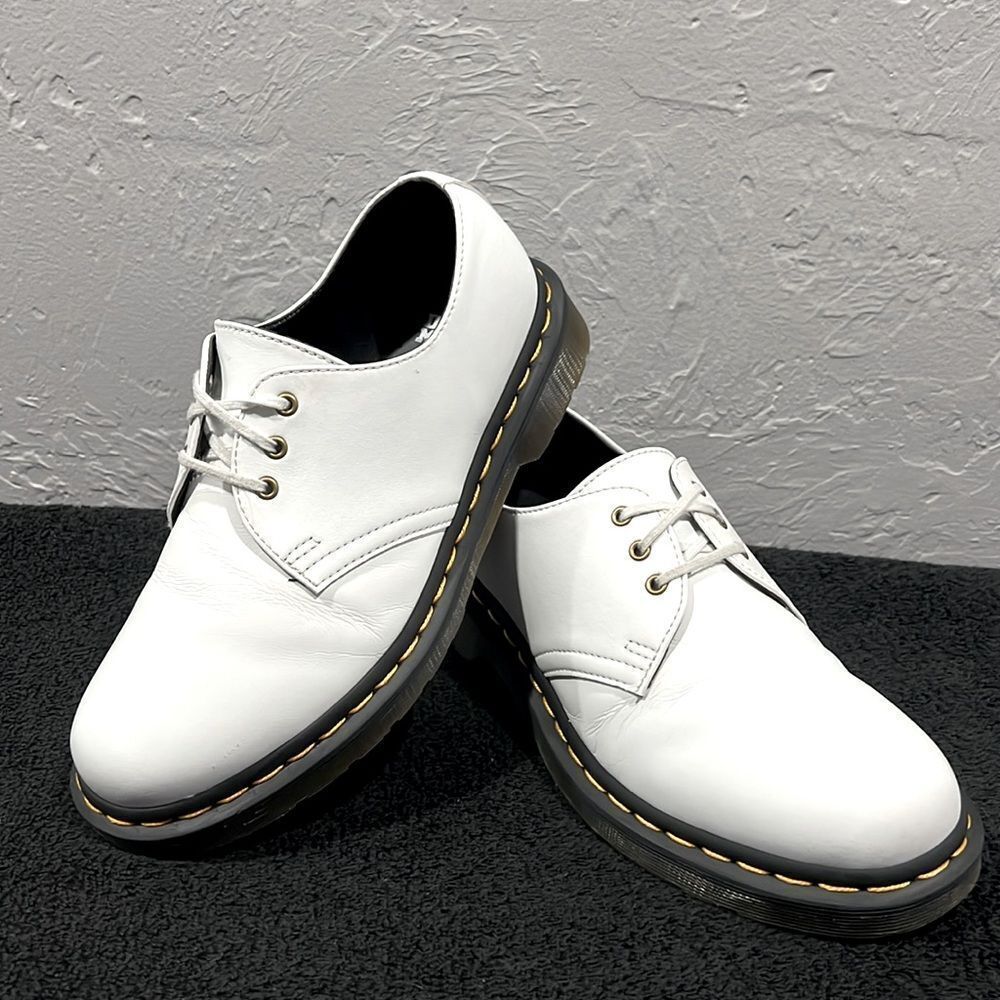 🔥 Dr Martens Vegan Low Boots AirWair 27214 Women’s Sz8 White Leather - EXCELLEN